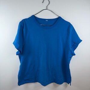 Lululemon crop tee
